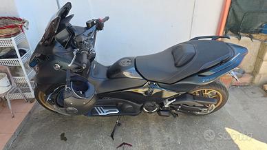 Tmax 560 tech max 2023
