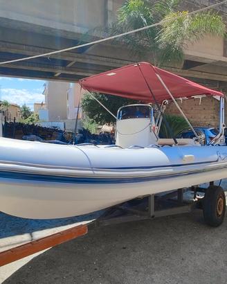 Gommone Arimar 500 con Fuoribordo Suzuki 40cv