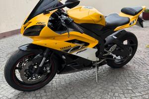 Yamaha R6 Laguna Seca