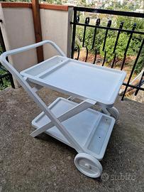 Carrello in plastica porta vivande