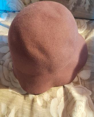 Cappello Cloche in feltro lilla
