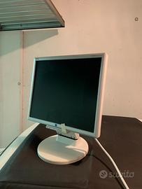 Monitor VGA YASHI