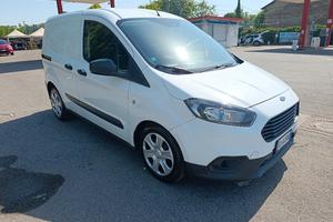 Ford transit courier