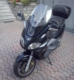 Scooter X9 500 colore nero