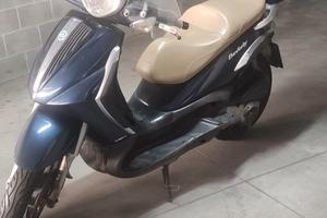 Piaggio Beverly 250 – Tourer  2008