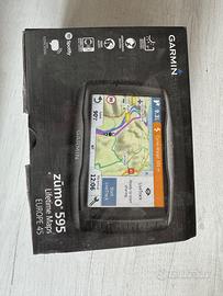 Navigatore Garmin Zumo 595