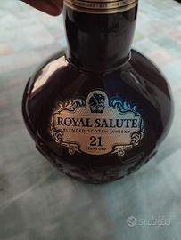 Bottiglia vuota in ceramica Royal Salute 21+ anni