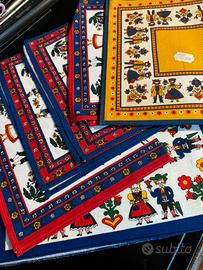 Grembiulini tirolesi