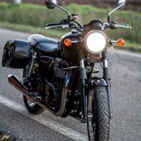 Triumph bonneville 2012