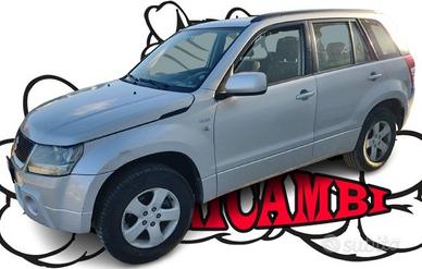 Suzuki grand vitara 1.9 ddis ricambi usati