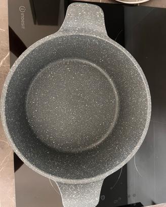 Pentola effetto pietra per induzione