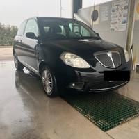 LANCIA Y NEO PATENTATI