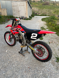 Cr 250