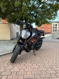 Ktm duke 125 2023