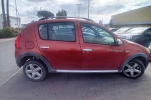 DACIA Sandero 1ª serie - 2012