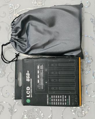 caricabatterie universale