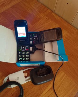 Telefono 2 telefo 25€mico Brondi più cavi hjw