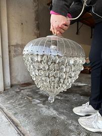 Lampadario vintage in vetro e cristalli – elegante