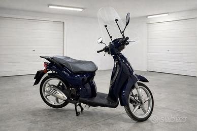 Aprilia Scarabeo 50 4T