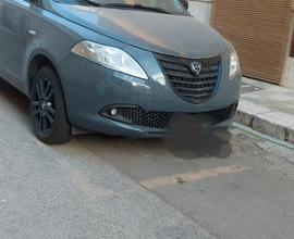  Lancia y Elefantino 