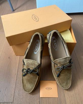 Mocassini uomo Tod’s in camoscio mai indossati