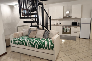 Camera in Appartamento per brevi periodi - LEGGI