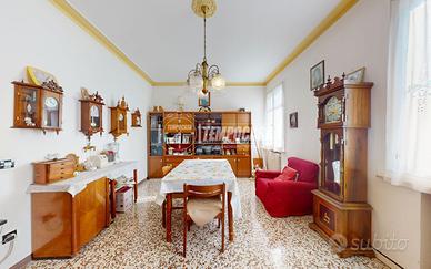 Trilocale con garage doppio