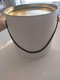 scatola cilindrica, contenitore