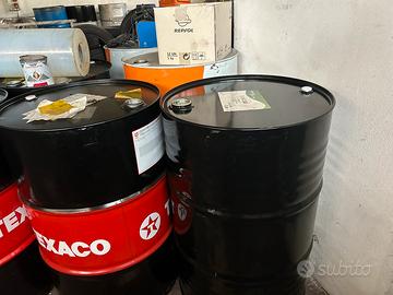 Fusto olio vuoti 200lt