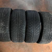 Gomme Invernali 225/45 R19