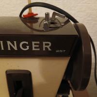 Singer 257