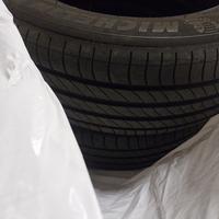 4 gomme estive Michelin 225/55 R18 - quasi nuove