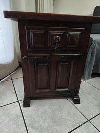 Comodino/ mobiletto