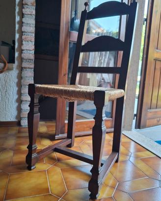 Sedia massiccia noce