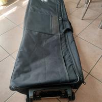 Borsone per tastiere da 88 T. con rotelle.