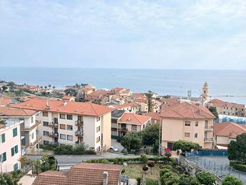 Trilocale vista mare