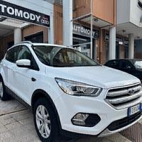Ford Kuga 2.0 TDCI 150 CV S&S 4WD Powershift TITAN