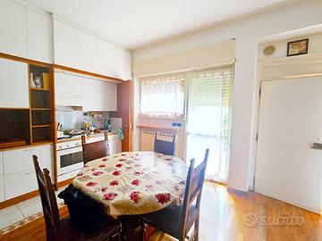 Appartamento con Ingr. Indipendente, Rif. UA040