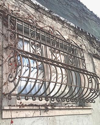 GRATA FINESTRA inferiata in ferro ringhiera