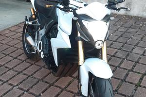HONDA  CB 1000 R