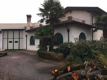 Immobile in asta di 960 m² a Remedello