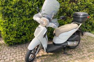 Scarabeo light 200