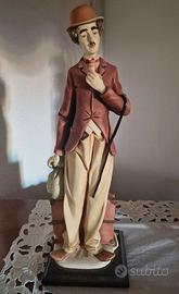 Statuina Charlie Chaplin