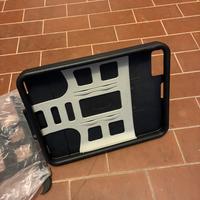 Porta tablet da auto