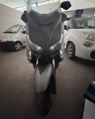 Xmax 400