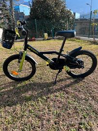 Bici 16“ per bambini 4/6 anni Btwin Dark Hero 500