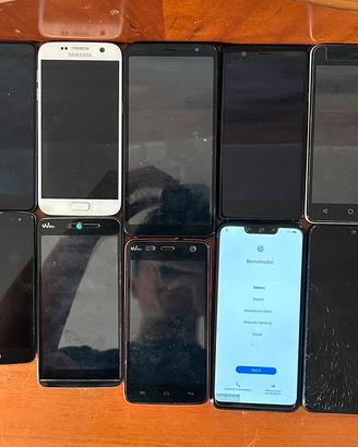 Stock Smartphone e Tablet usati/da testare