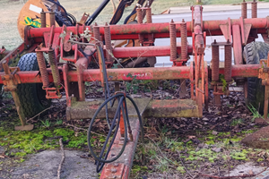 Estirpatore carellato serie pesante da 3 m