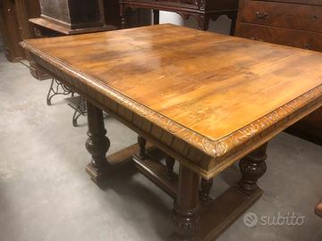 Tavoli 50 € l’uno