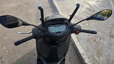 Beverly 400 S NERO SPORT
